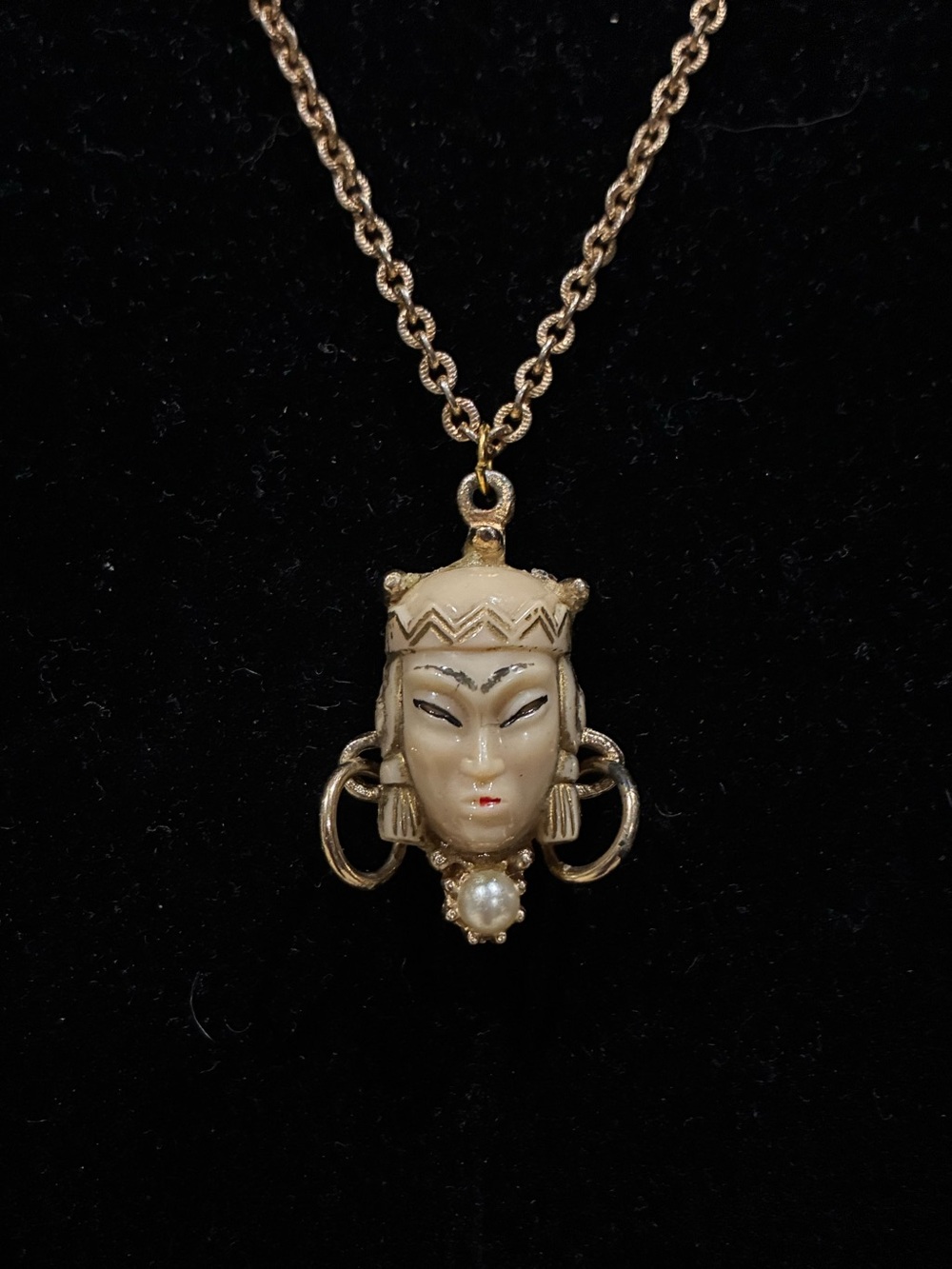 Vintage Unsigned Selro Selini Asian Princess Pendant Necklace